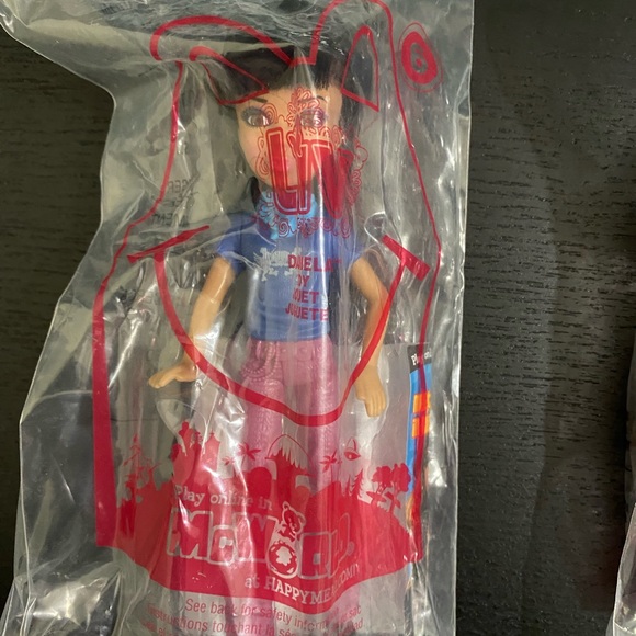 🔴2/$10 SALE🔴 Liv Dolls McDonald’s Happy Meal Toys (2011) #6 Daniela #4 Alexis - Picture 2 of 4